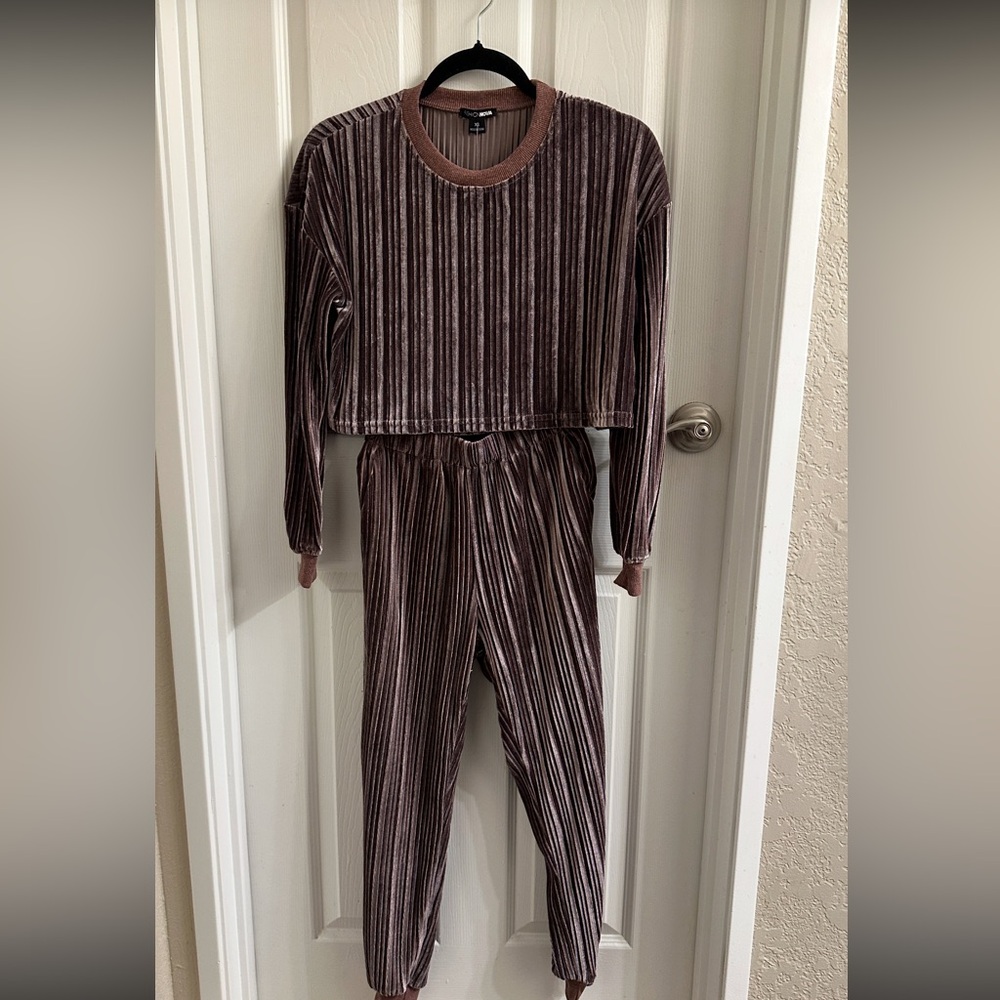 Fashion Nova Velour Lounge Wear